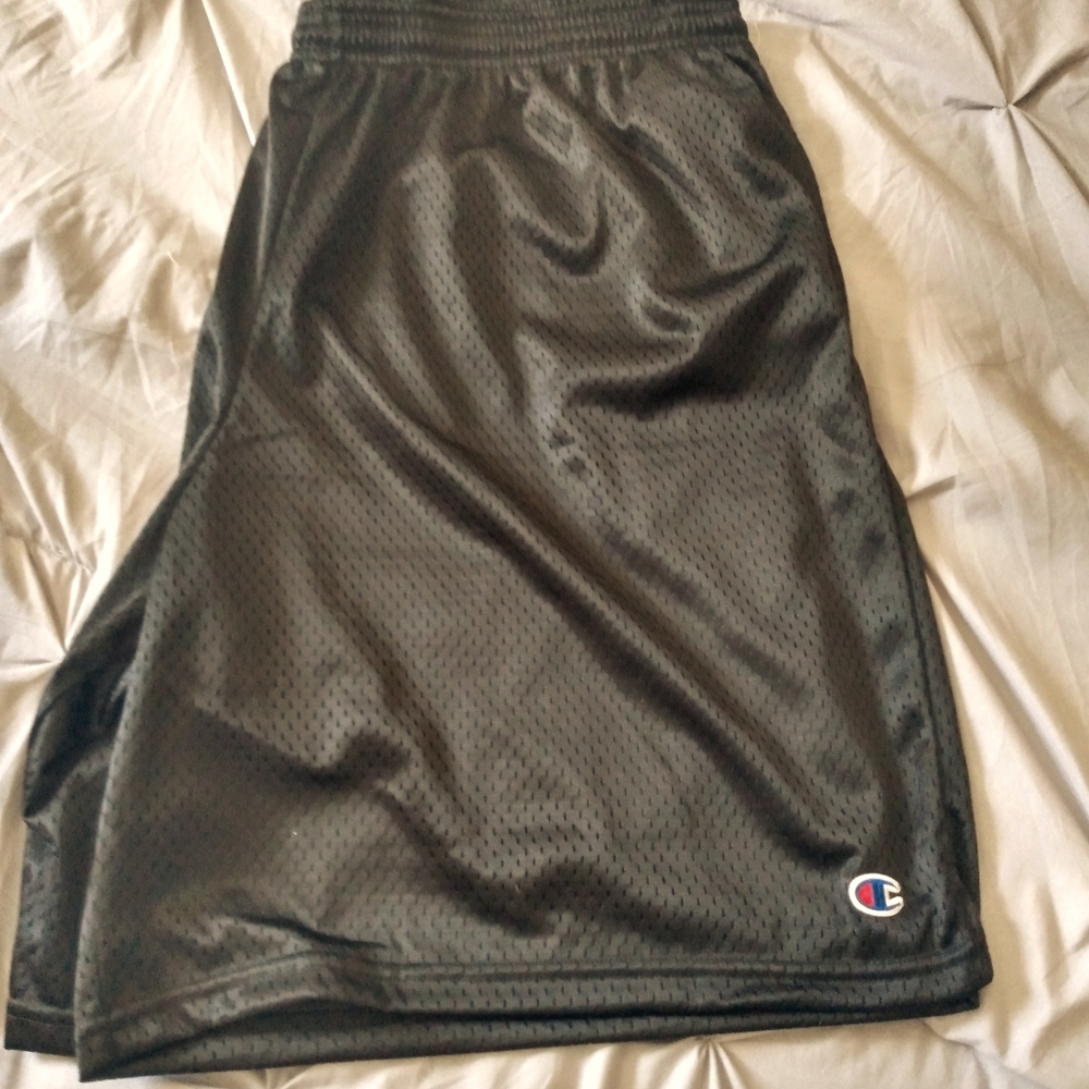 Champion mesh shorts never worn